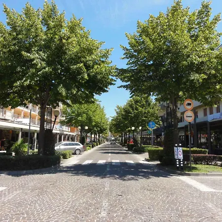 In 38305 * Bibione